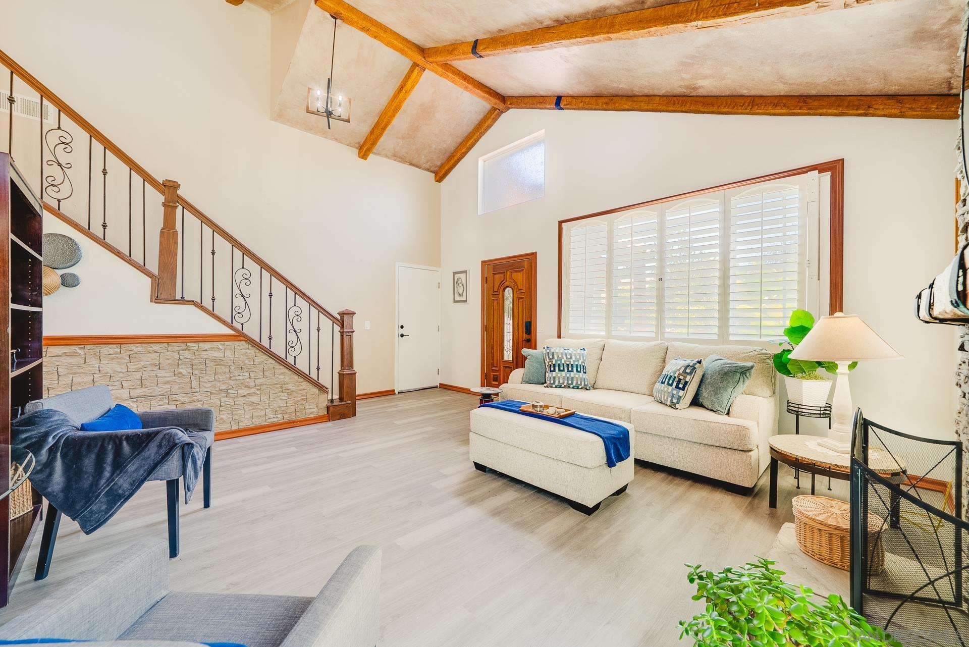 6433 La Paloma Street