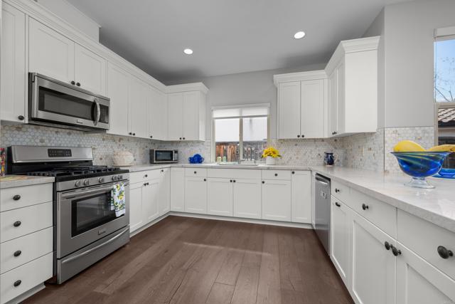 1779 Foothill View Place