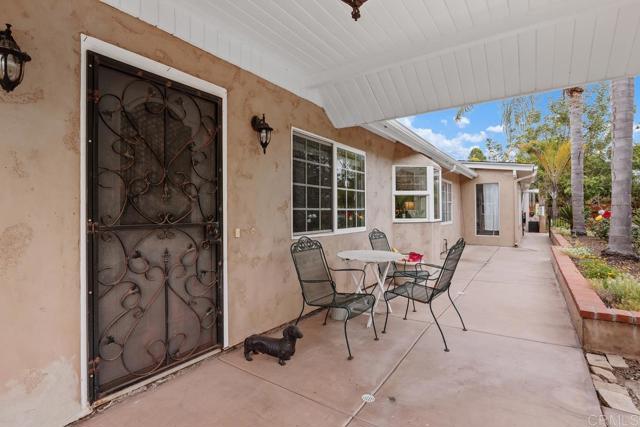 1093 Rancho Santa Fe Rd.