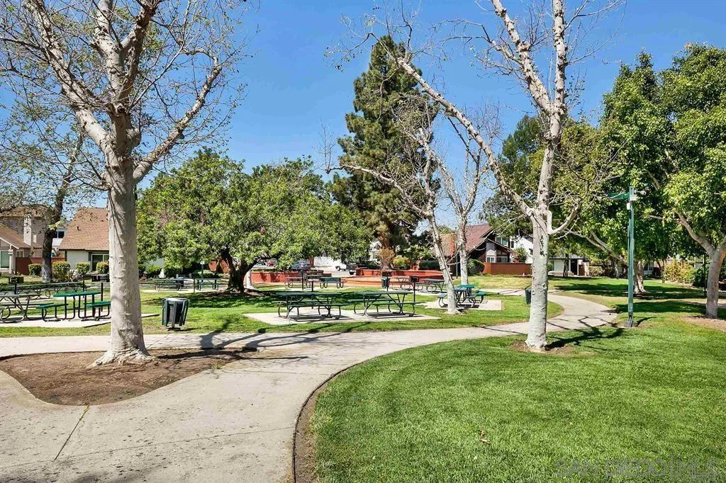 San Diego, California 92124, United States, 3 Bedrooms Bedrooms, ,2 BathroomsBathrooms,Residential,Pending,107171