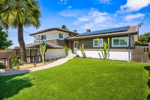 2424 Alta Vista Drive, Vista, CA 92084 - #: NDP2503218