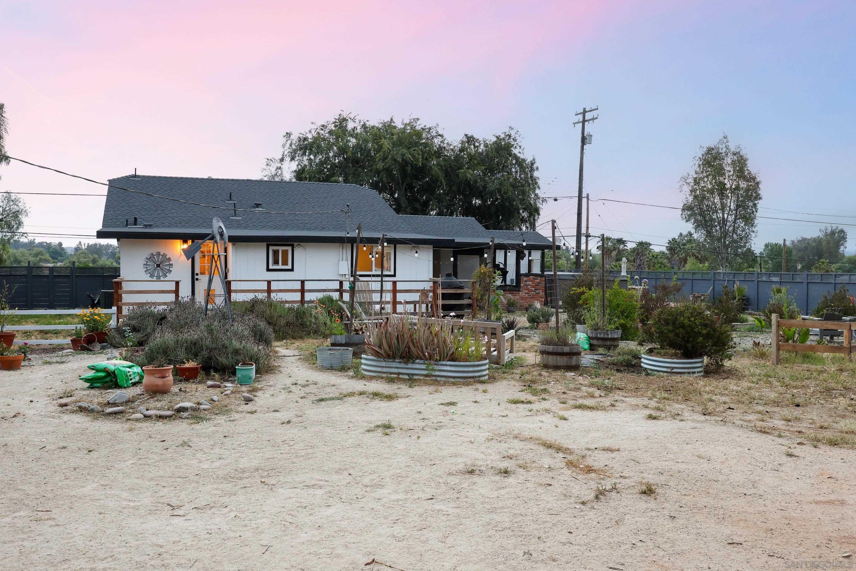 1811 Montecito Road