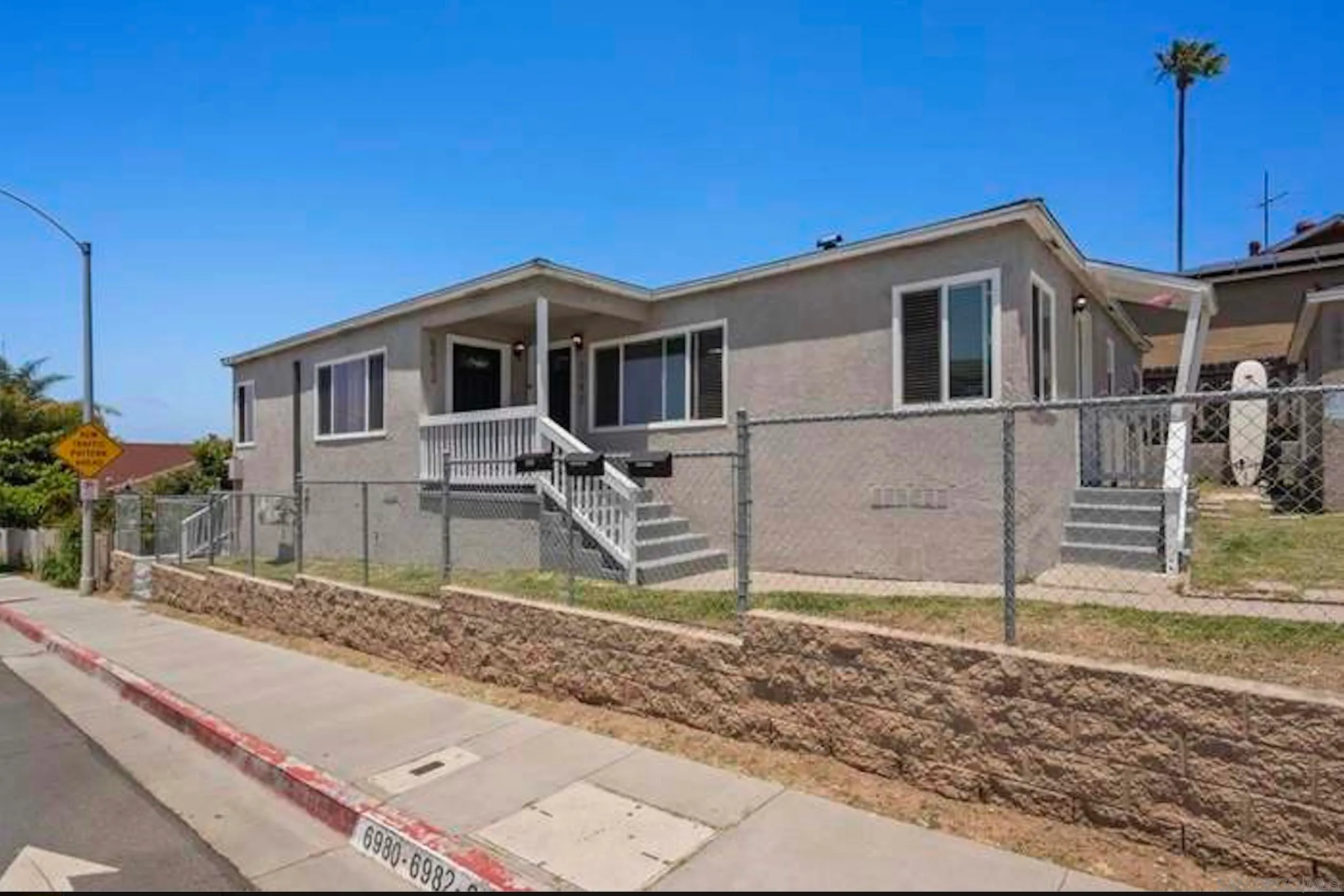 San Diego, California 92114, United States, 5 Bedrooms Bedrooms, ,3 BathroomsBathrooms,Residential,Active,152485