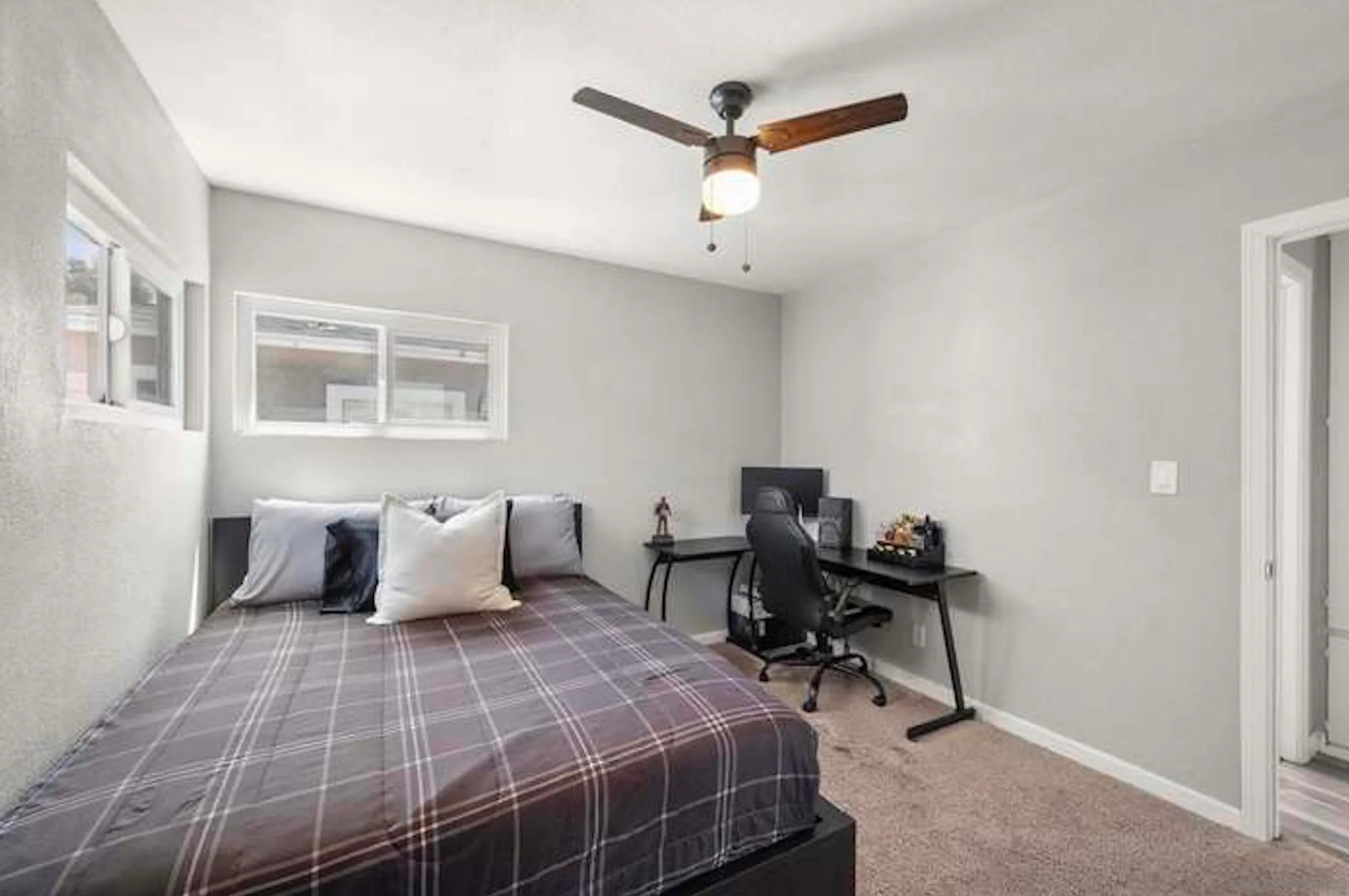 San Diego, California 92114, United States, 5 Bedrooms Bedrooms, ,3 BathroomsBathrooms,Residential,Active,152485