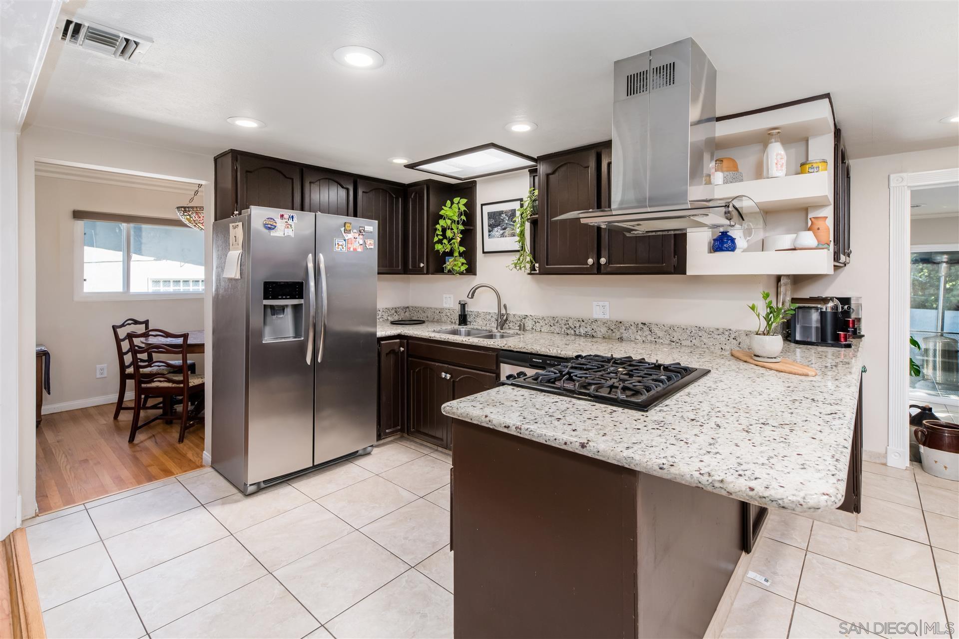 4737 Baylor Dr