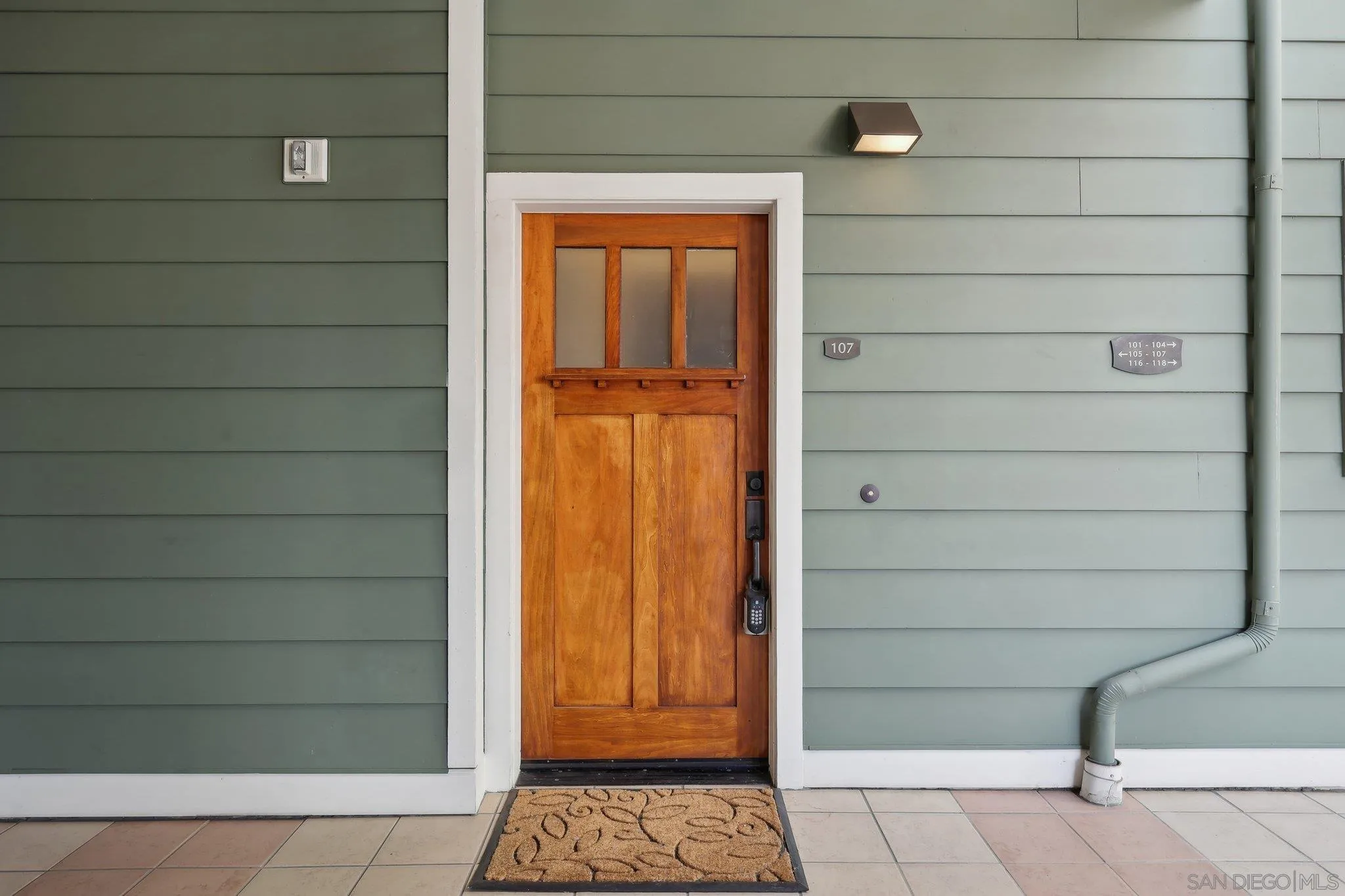 San Diego, California 92103, United States, 2 Bedrooms Bedrooms, ,2 BathroomsBathrooms,Residential,Pending,12948