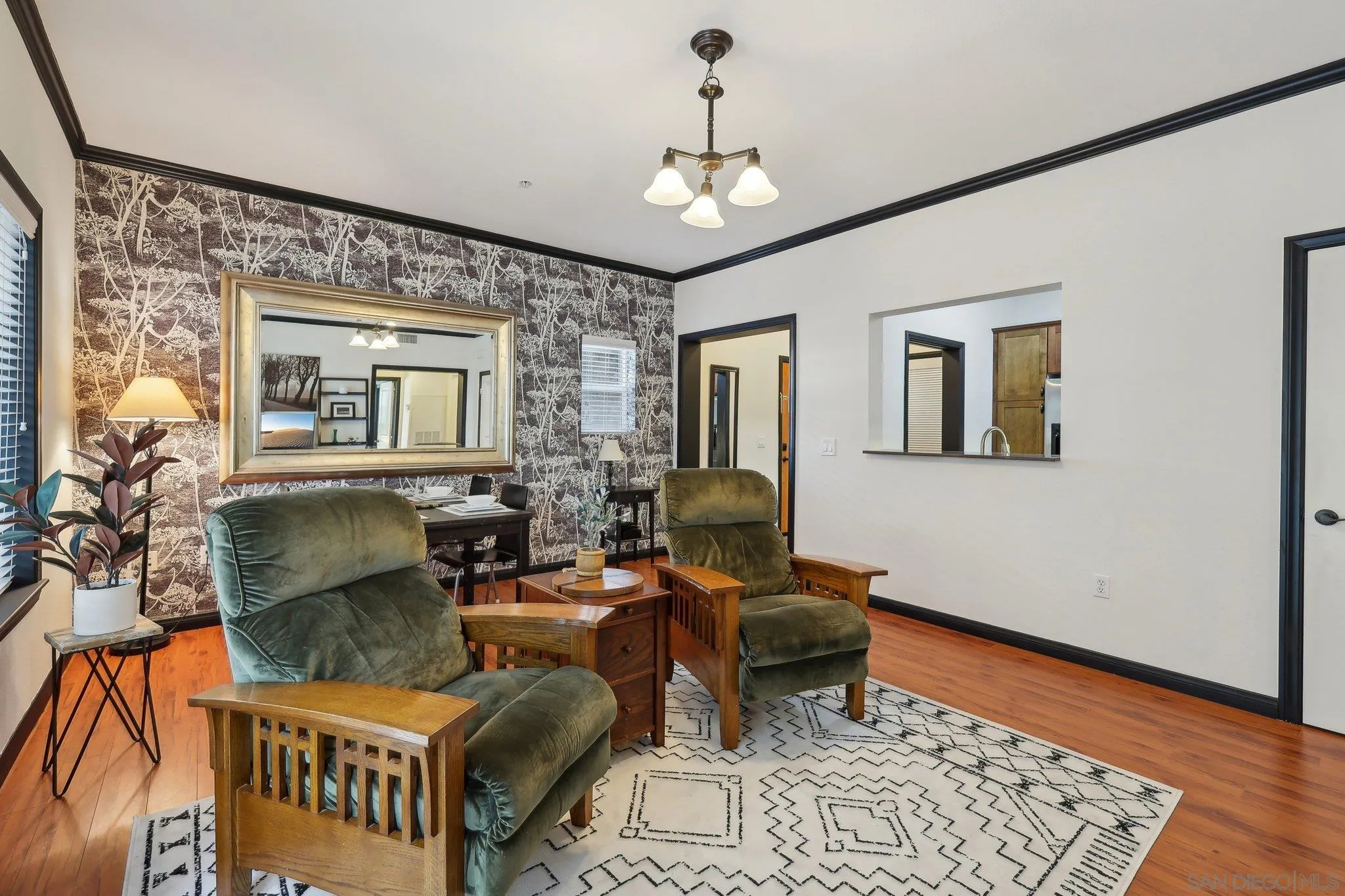 San Diego, California 92103, United States, 2 Bedrooms Bedrooms, ,2 BathroomsBathrooms,Residential,Pending,12948