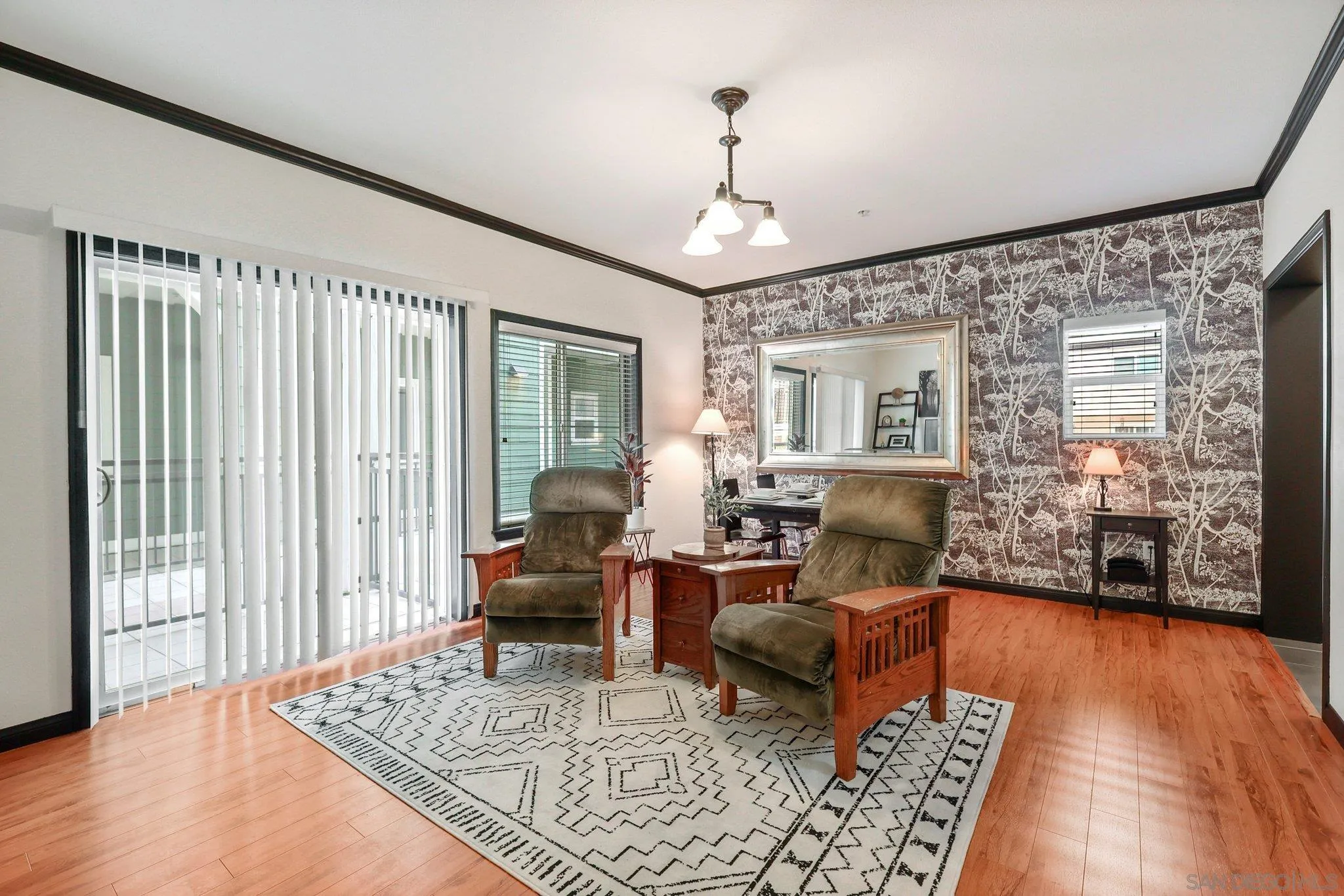 San Diego, California 92103, United States, 2 Bedrooms Bedrooms, ,2 BathroomsBathrooms,Residential,Pending,12948