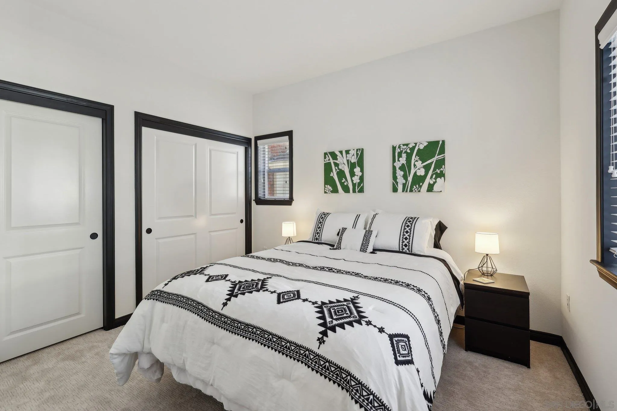 San Diego, California 92103, United States, 2 Bedrooms Bedrooms, ,2 BathroomsBathrooms,Residential,Pending,12948