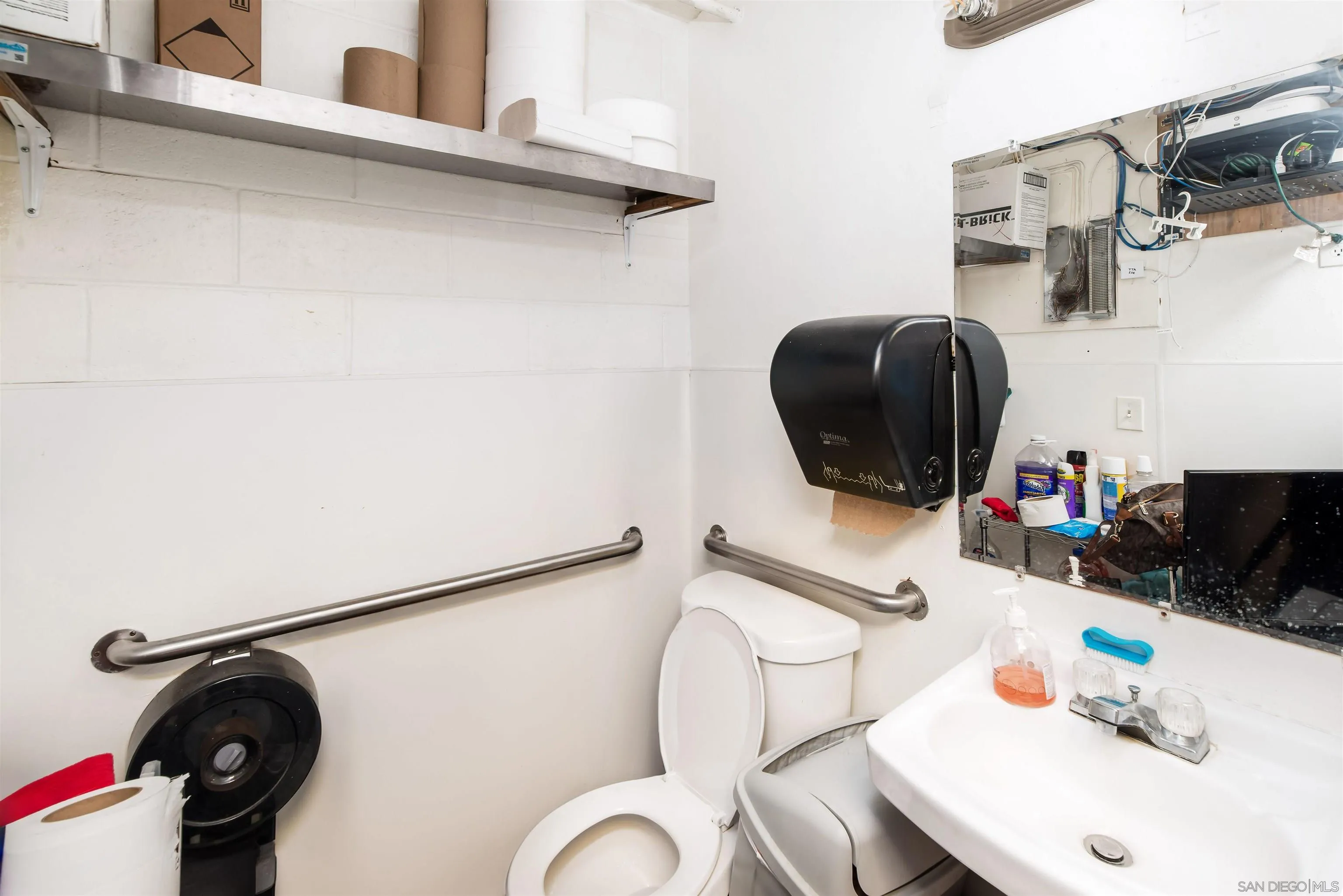 Chula Vista, California 91911, United States, ,Commercial,Active,21610