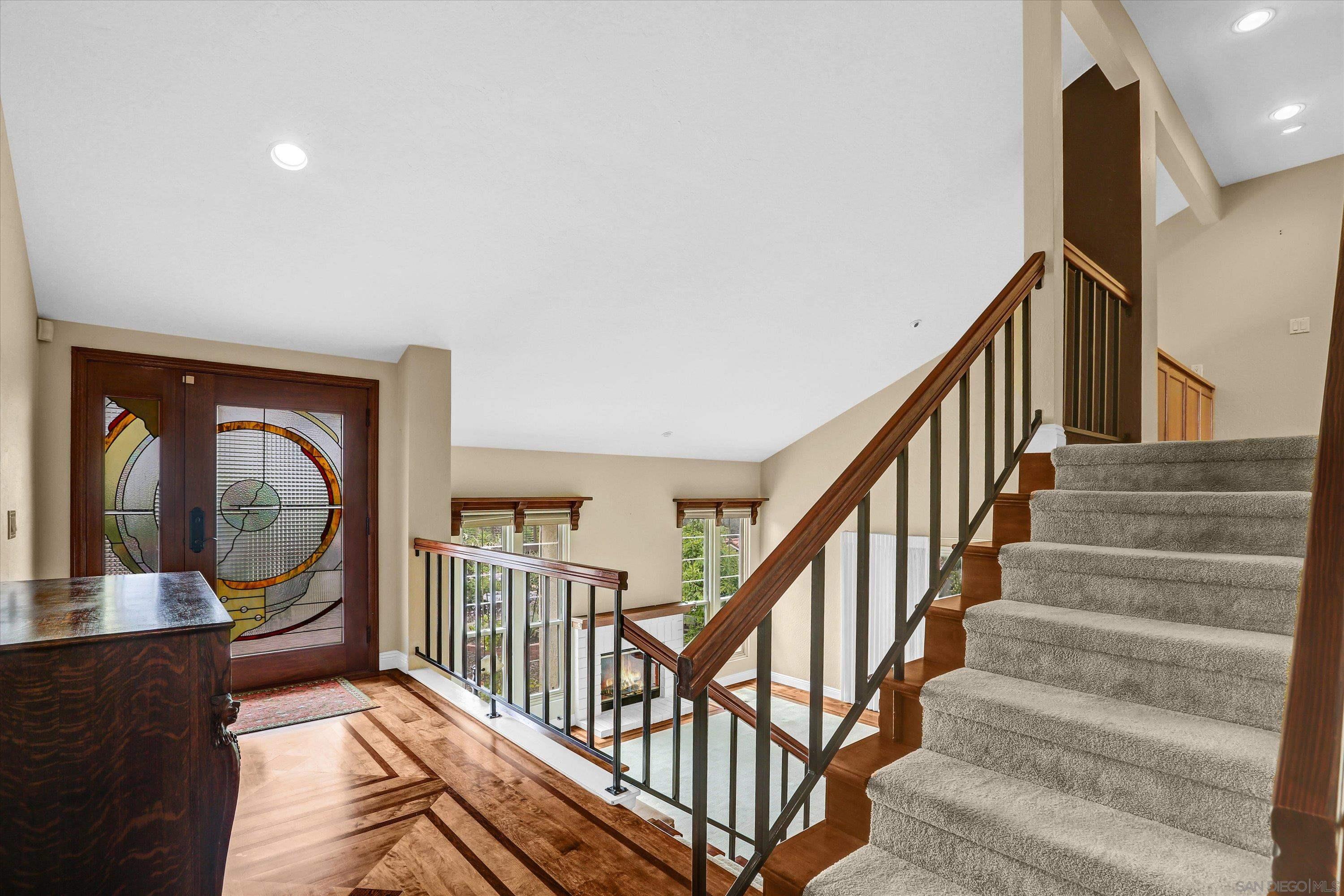 1239 Avocado Summit Dr