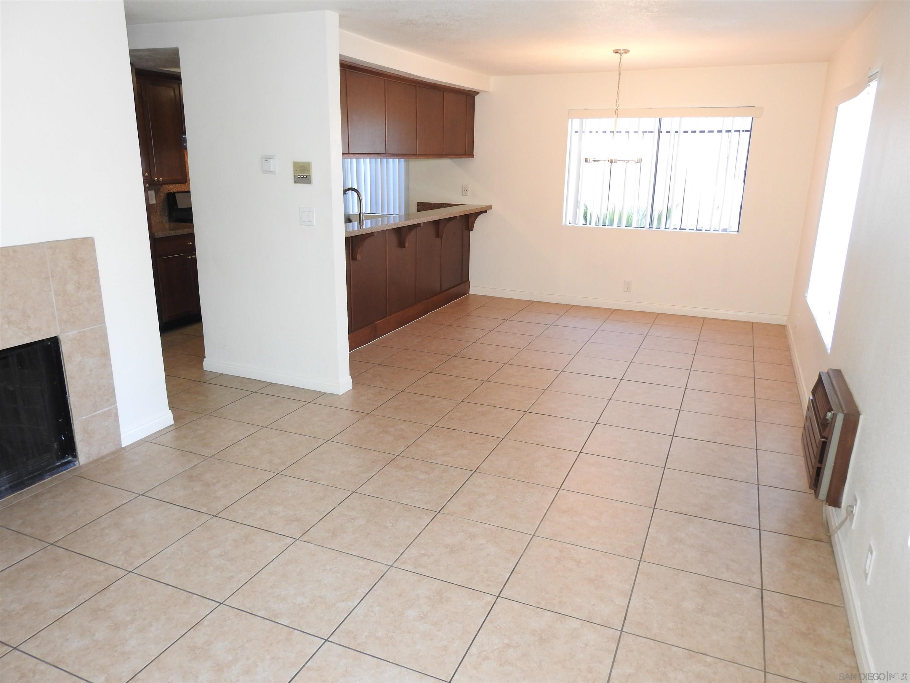 2863 Broadway 104