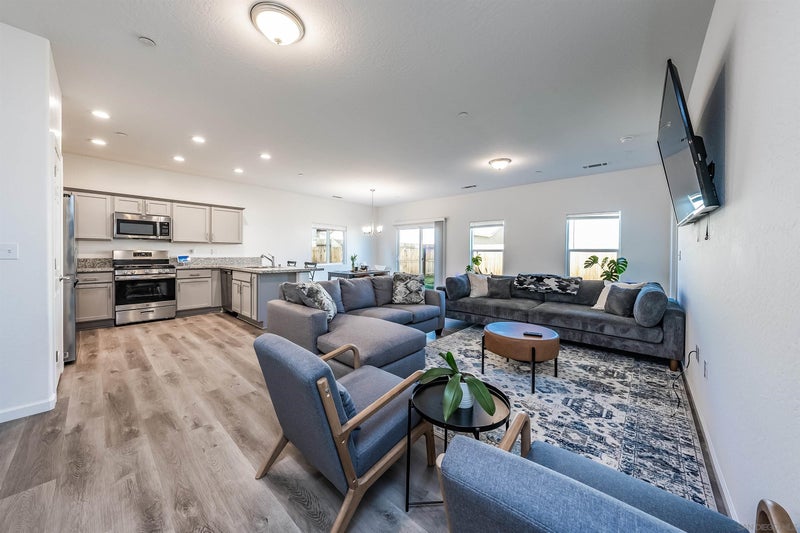 13722 Larkspur Way
