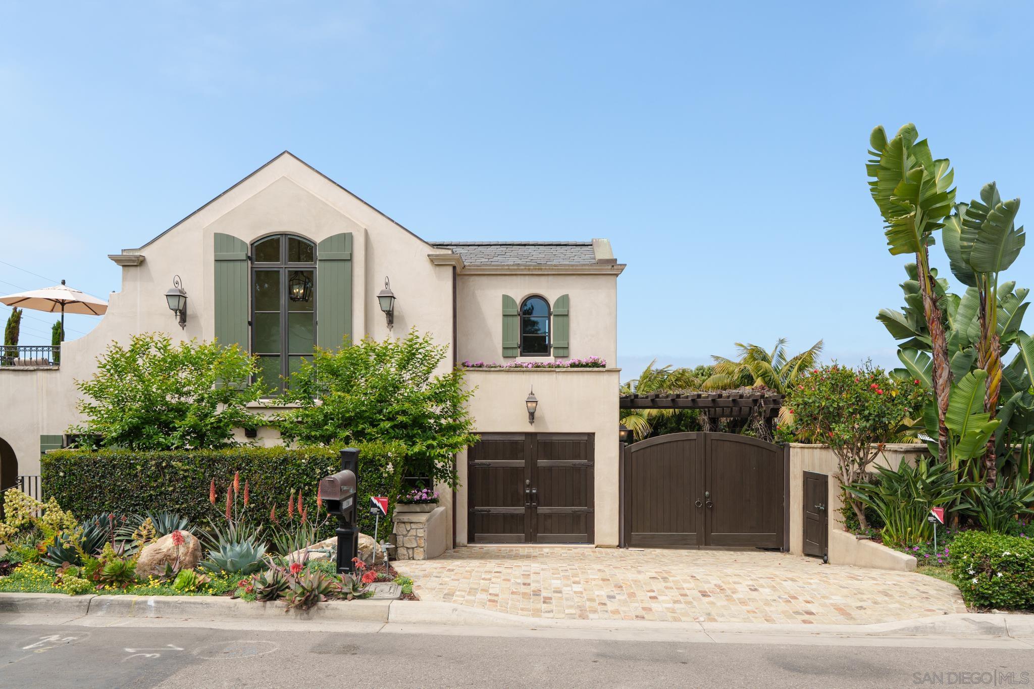 730 Stratford Court