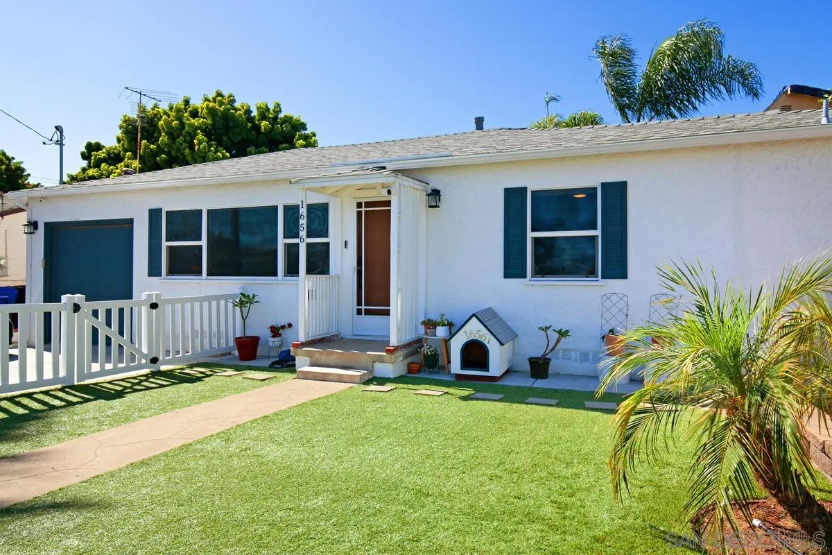 San Diego, California 92109, United States, 3 Bedrooms Bedrooms, ,4 BathroomsBathrooms,Residential,Active,110084