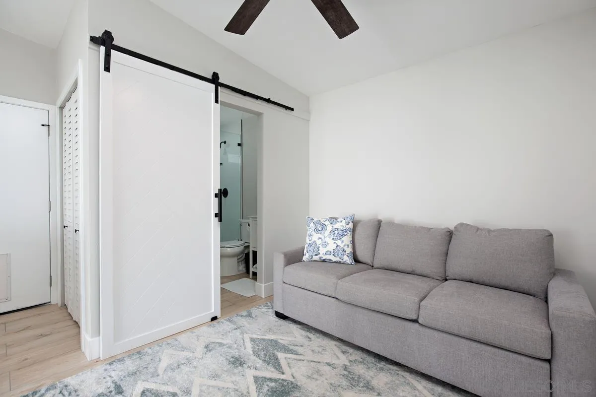 San Diego, California 92109, United States, 3 Bedrooms Bedrooms, ,4 BathroomsBathrooms,Residential,Active,110084