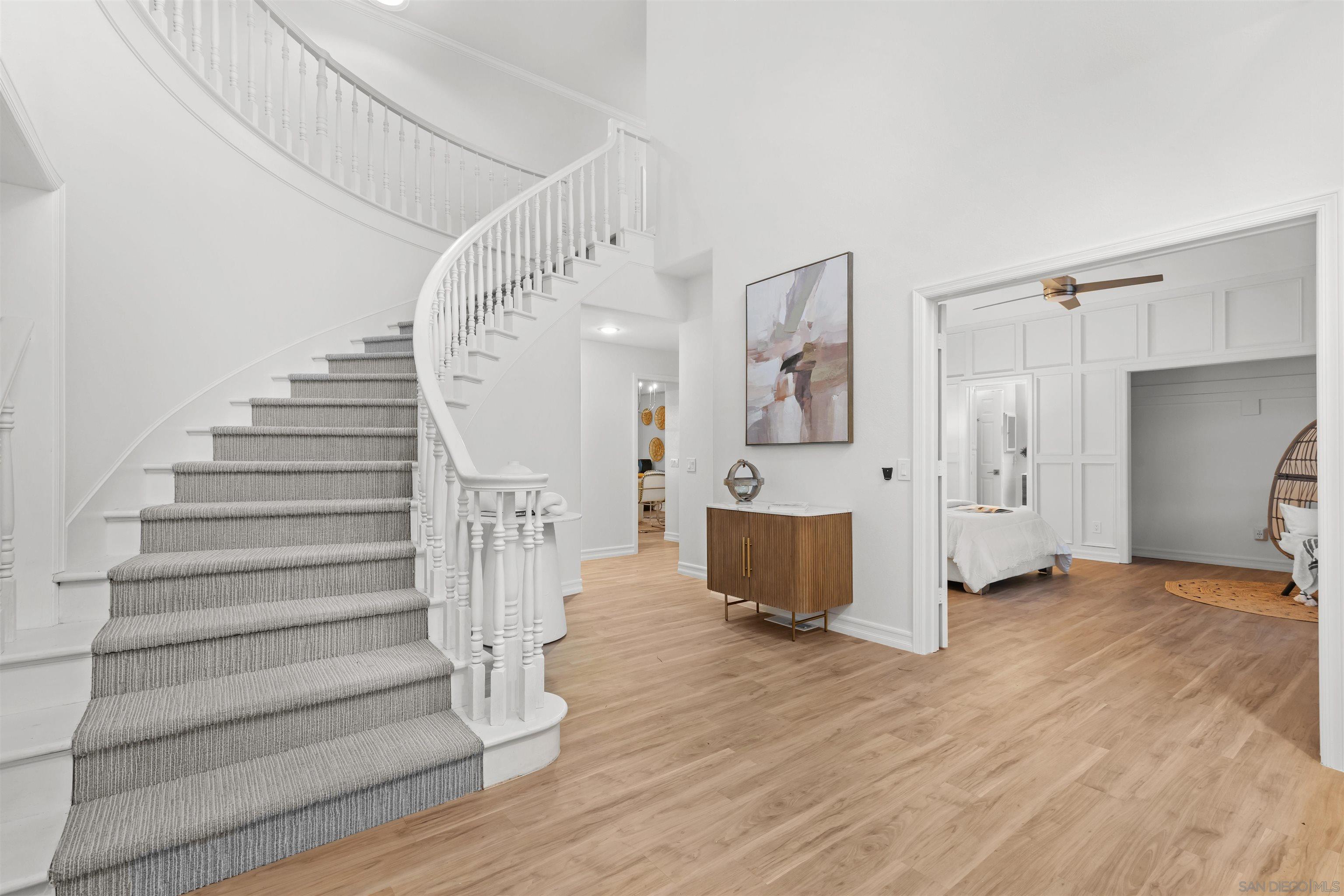 2610 Acuna Ct
