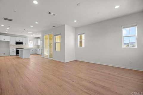 8624 Amherst Street Santee CA 92071