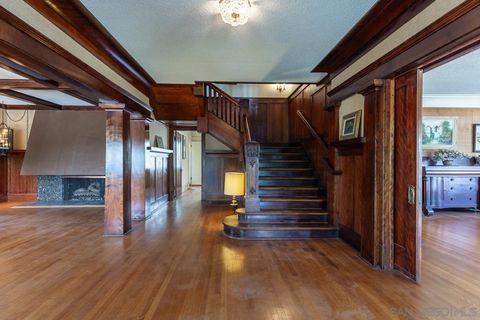 2274  Rosecrans St San Diego CA 92106