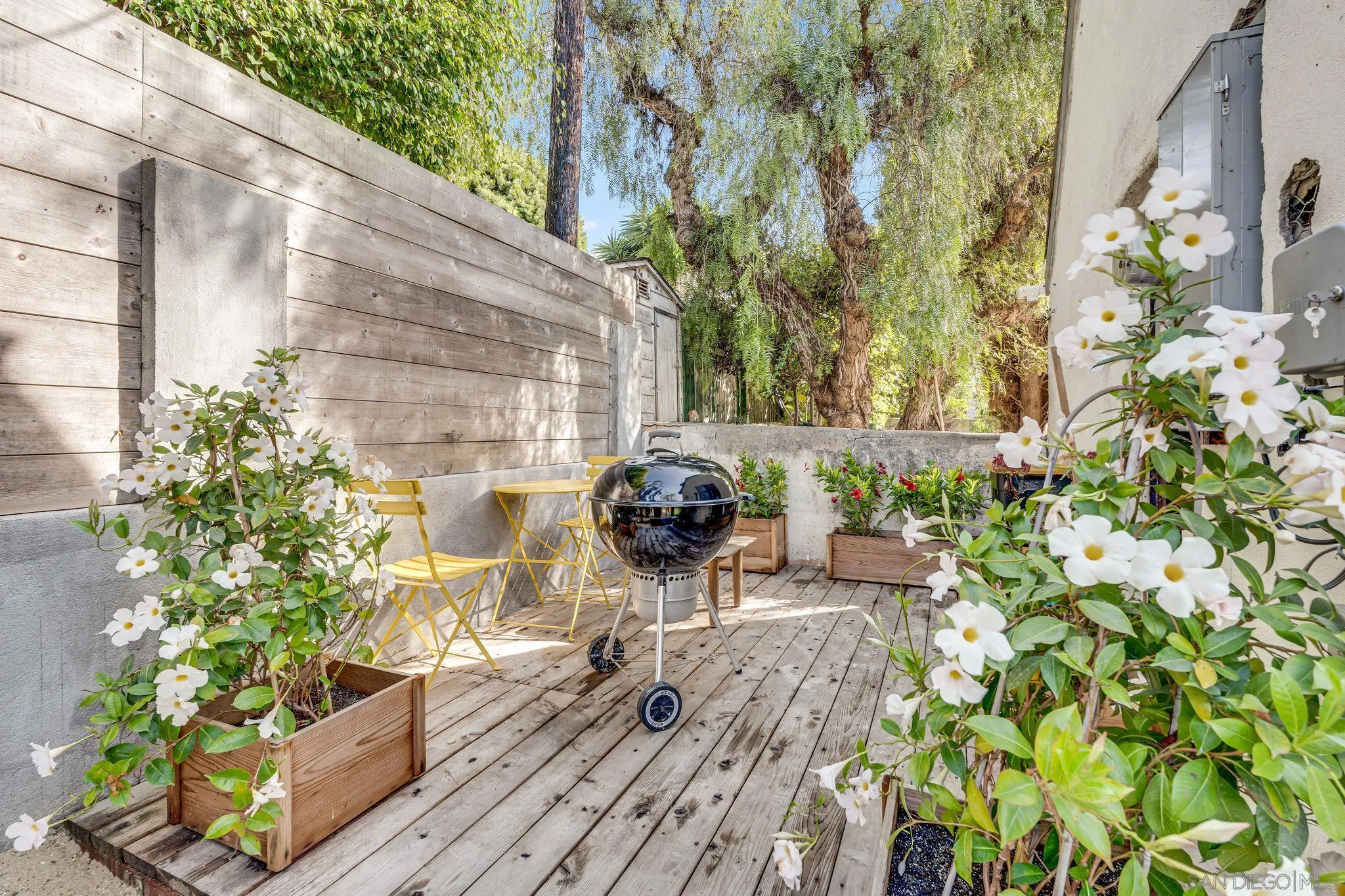 La Jolla, California 92037, United States, 5 Bedrooms Bedrooms, ,3 BathroomsBathrooms,Residential,Pending,32946