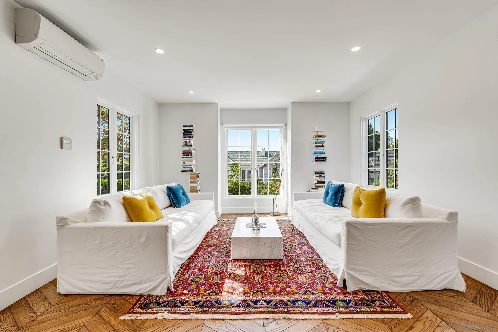 La Jolla, California 92037, United States, 5 Bedrooms Bedrooms, ,3 BathroomsBathrooms,Residential,Pending,32946