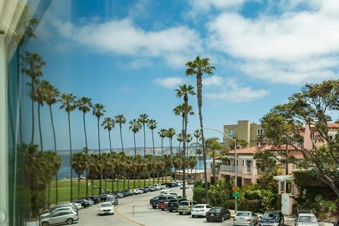 8040  Girard Ave  2 La Jolla CA 92037