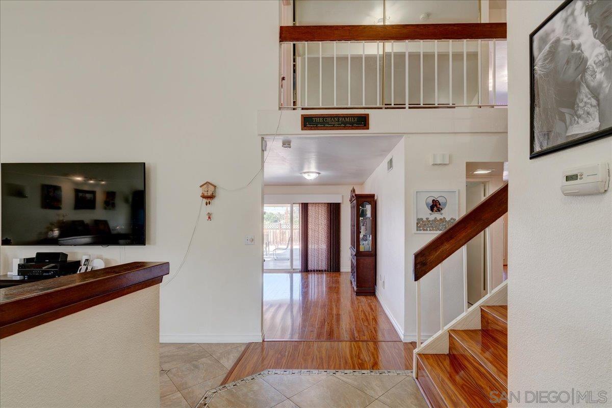 11020 Collinwood Dr