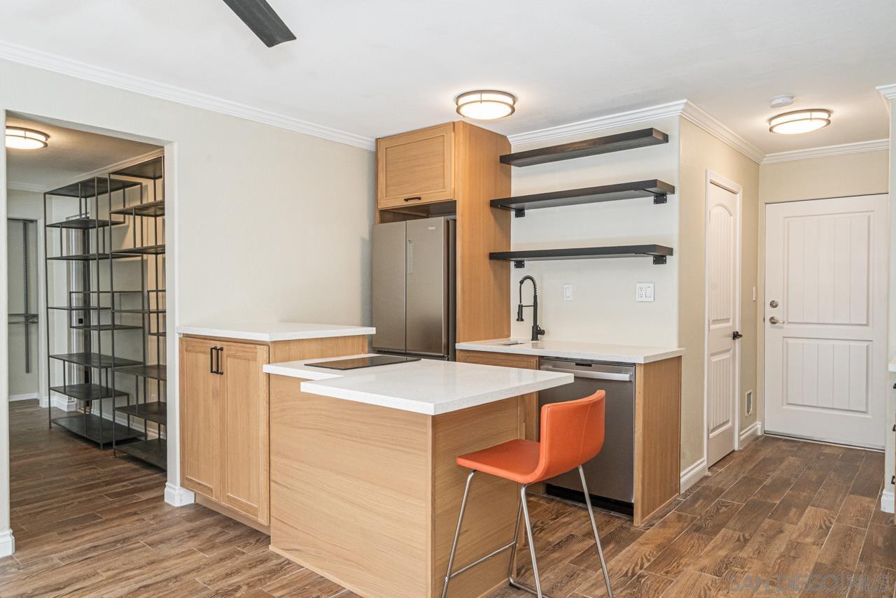 1021 Scott St 127