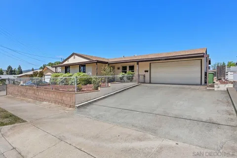 9344 Carlton Hills Blvd, Santee, CA 92071 - #: 250027769