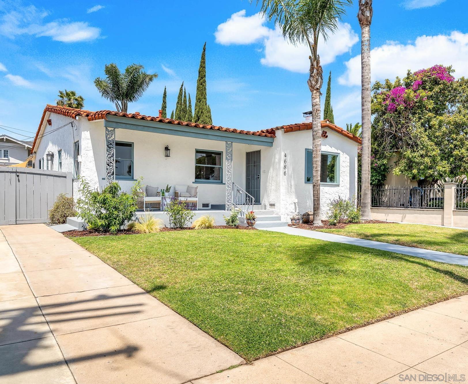 4686 Van Dyke Ave