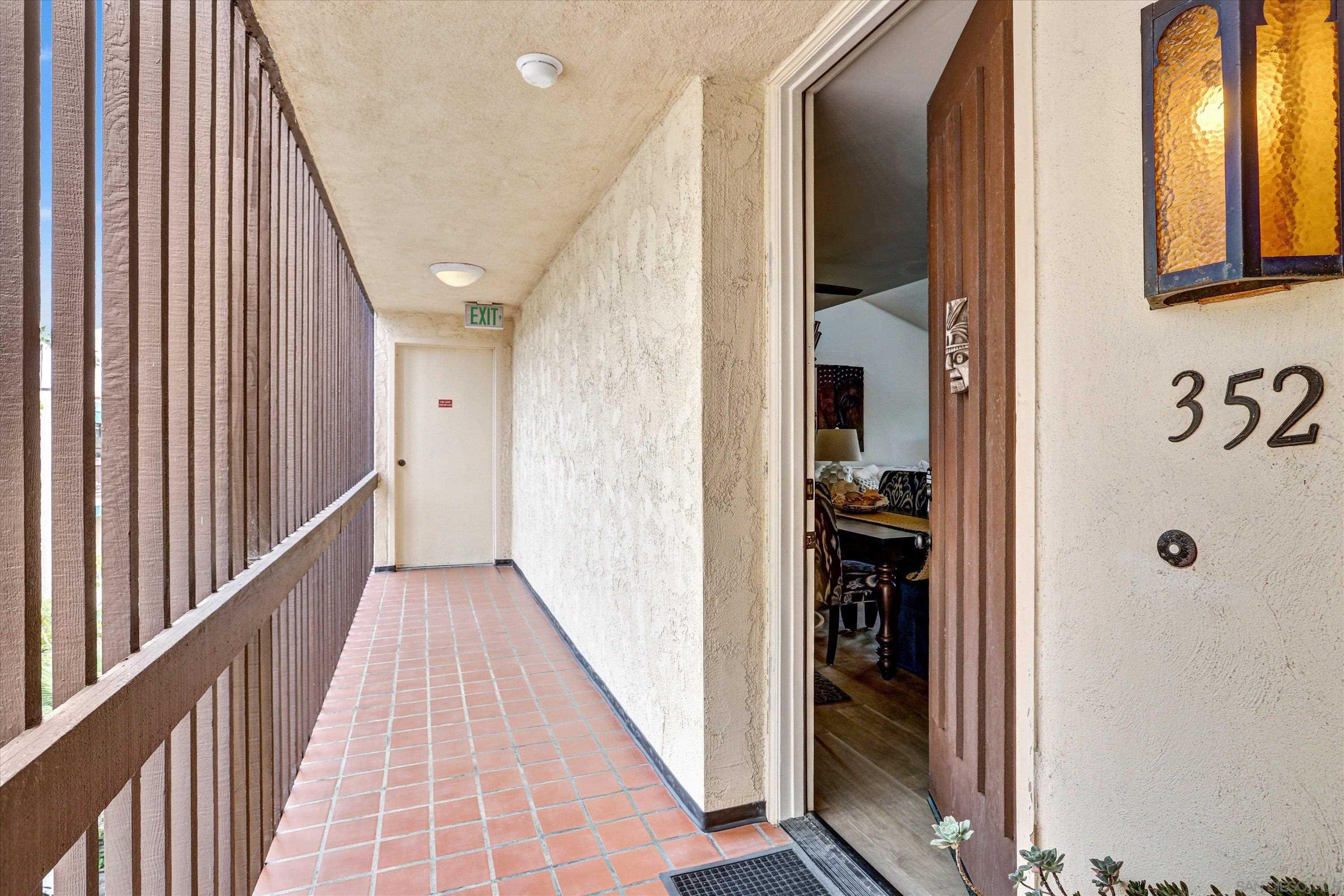 6455 La Jolla Blvd 352