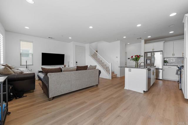 5441 San Roberto