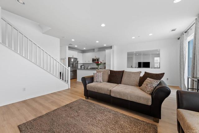5441 San Roberto