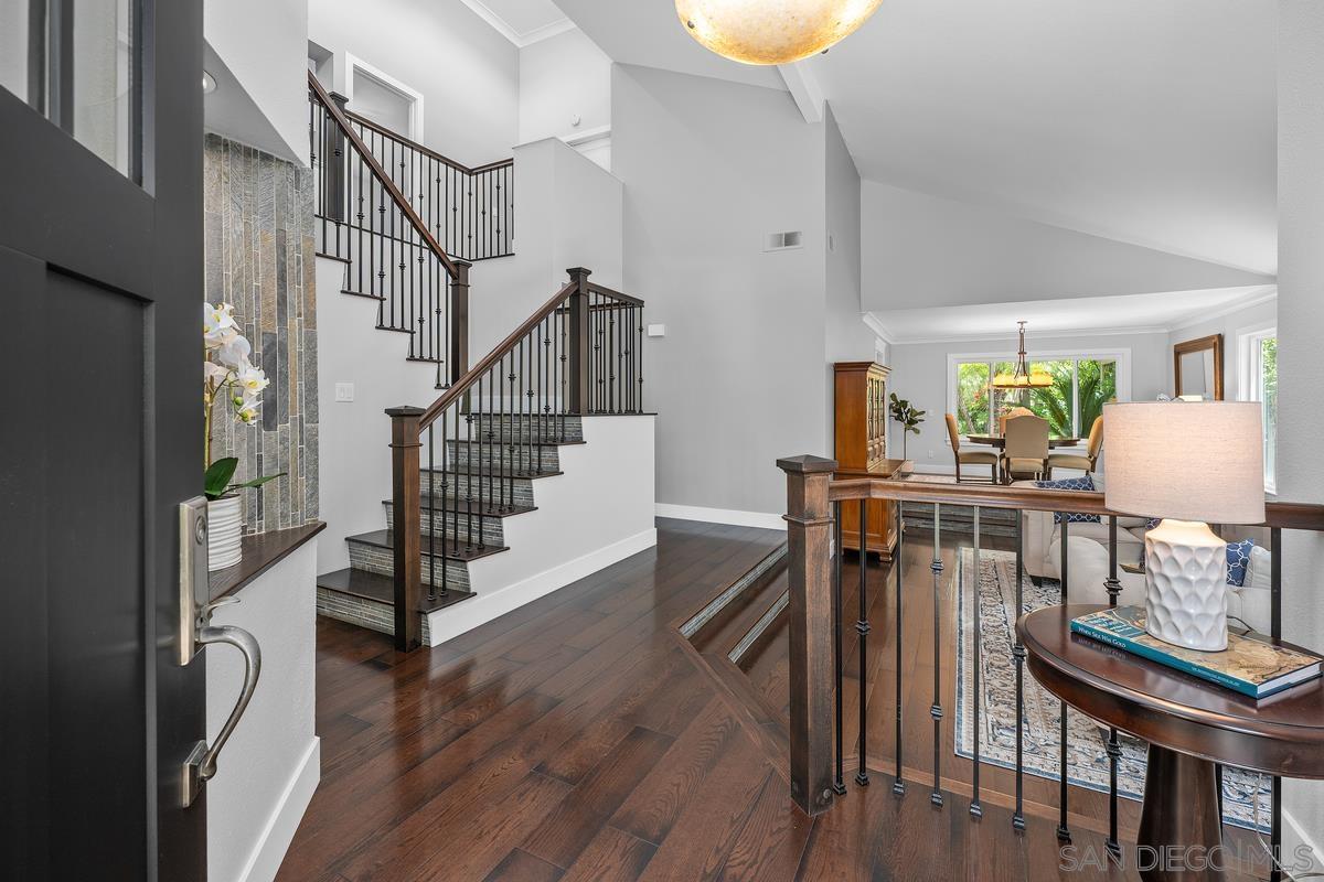12516 Rougemont Pl