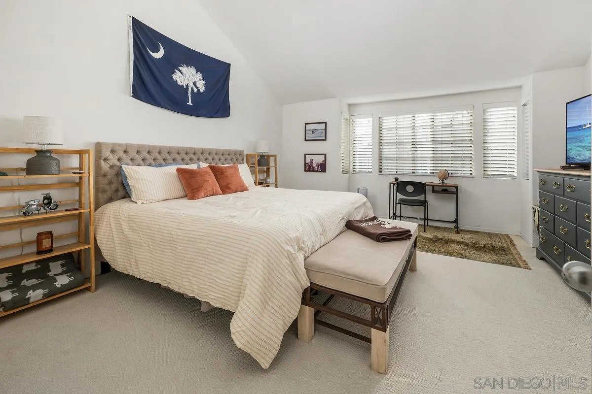 La Jolla, California 92037, United States, 2 Bedrooms Bedrooms, ,3 BathroomsBathrooms,Residential,Active,79516