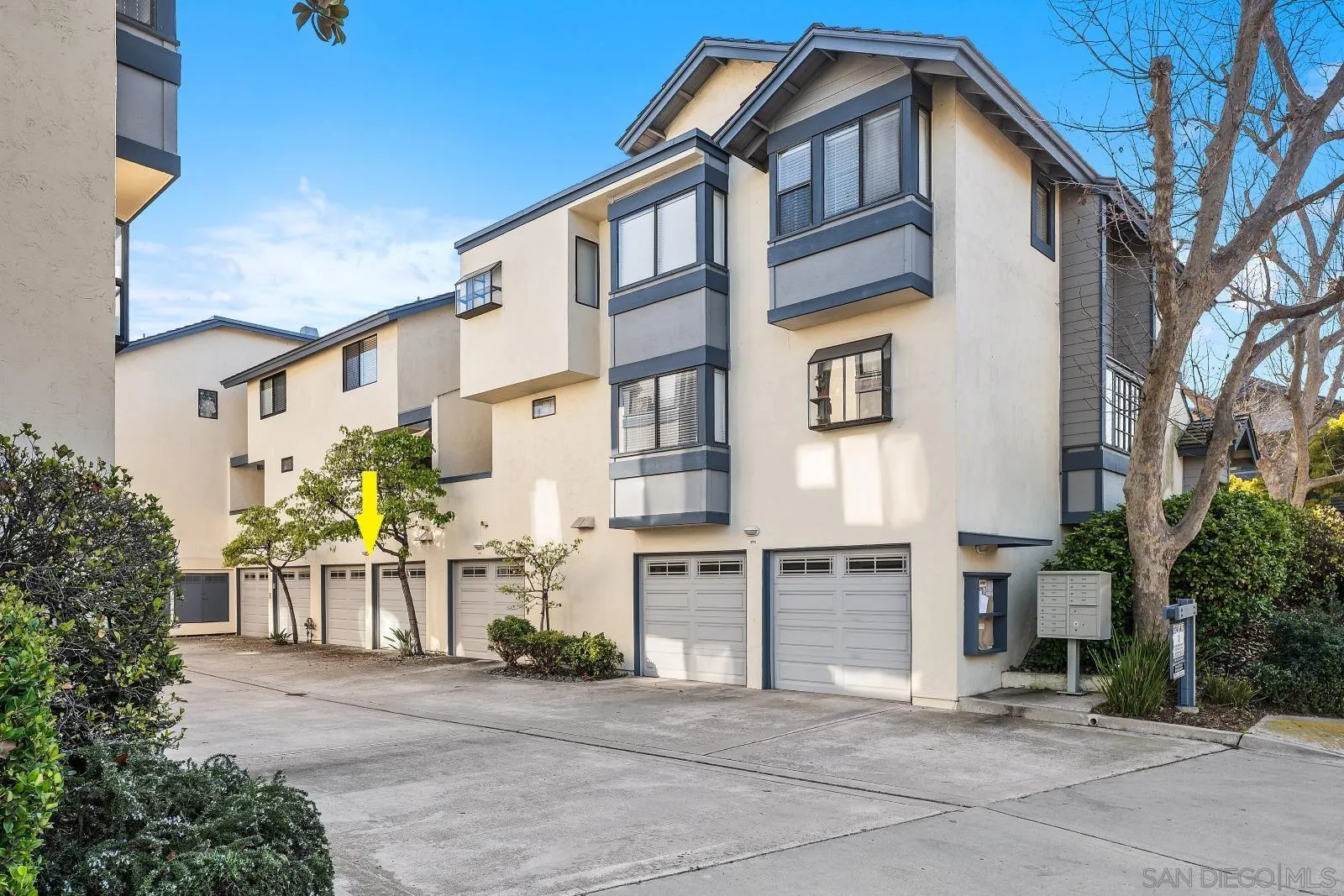 La Jolla, California 92037, United States, 2 Bedrooms Bedrooms, ,3 BathroomsBathrooms,Residential,Active,79516