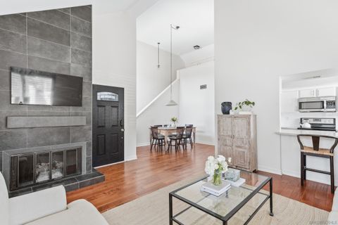 526  Via De La Valle  A Solana Beach CA 92075