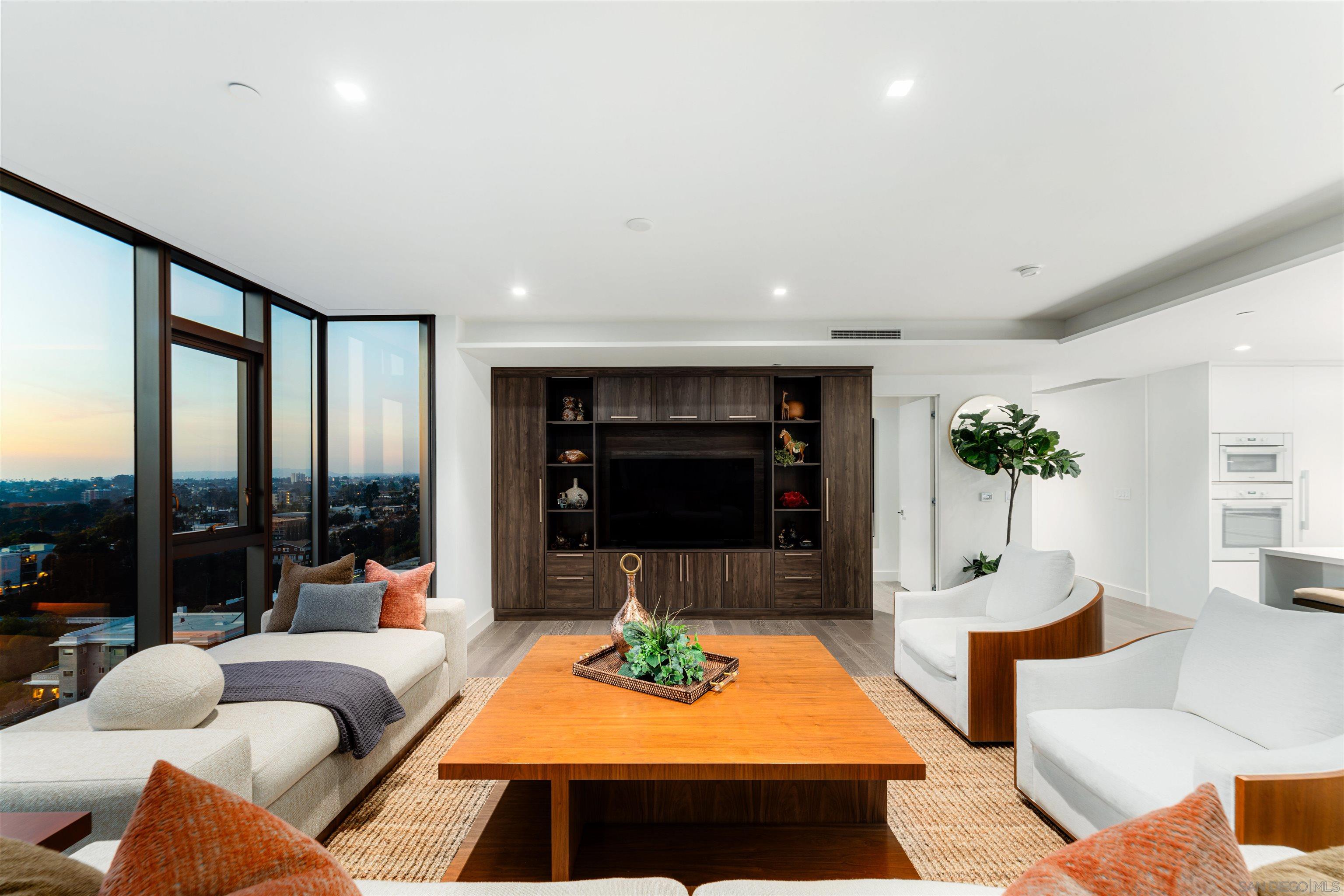2855 5th Ave 1101