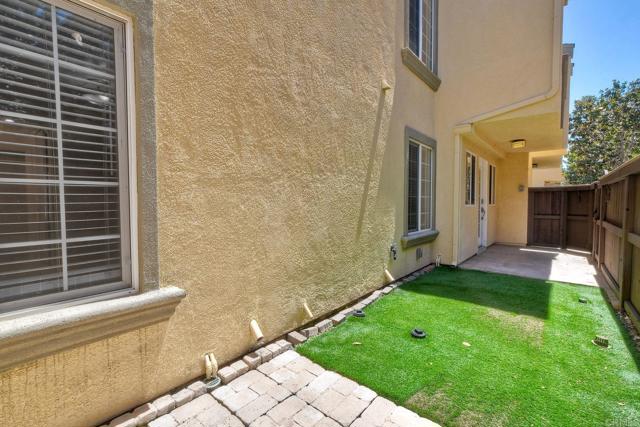 5252 Balboa Arms Drive