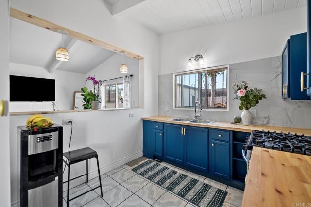 5074 La Paz Drive