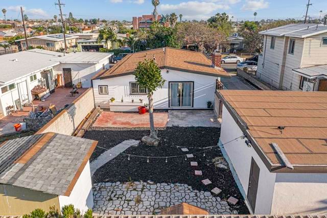 5074 La Paz Drive