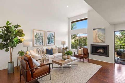6515 Caminito Sinnecock La Jolla CA 92037