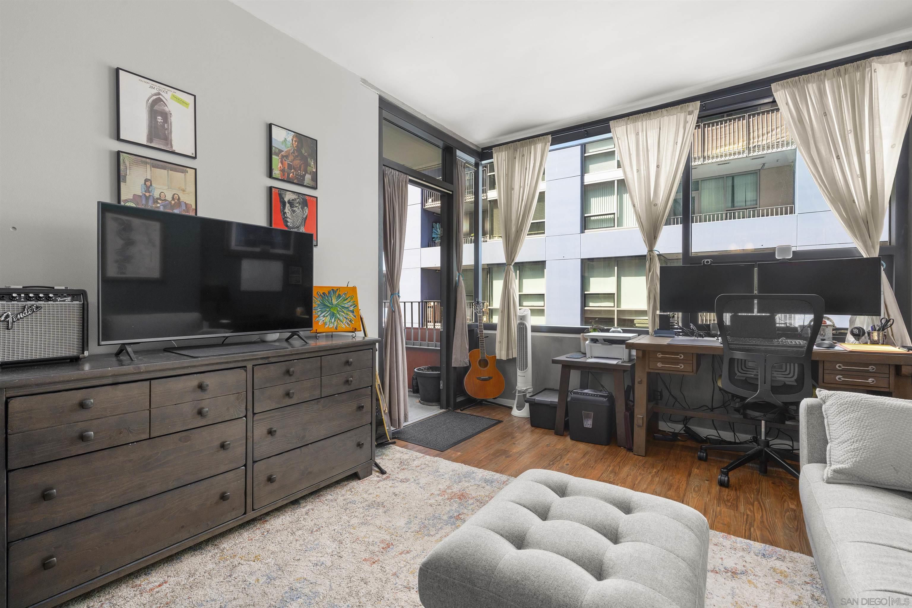 350 11th Ave. 726