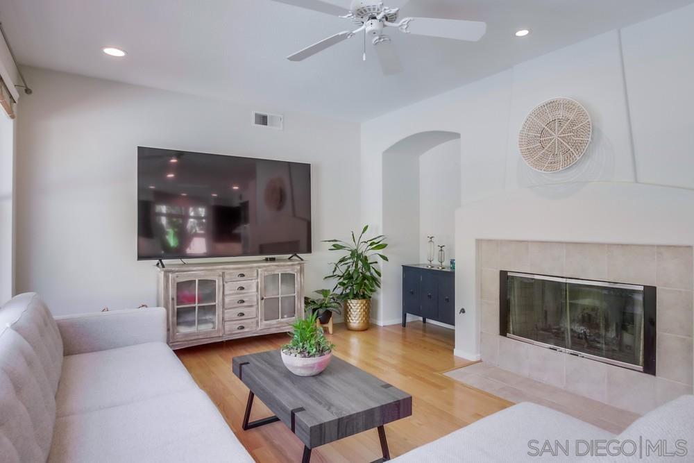 11523 Sun Ray Ct