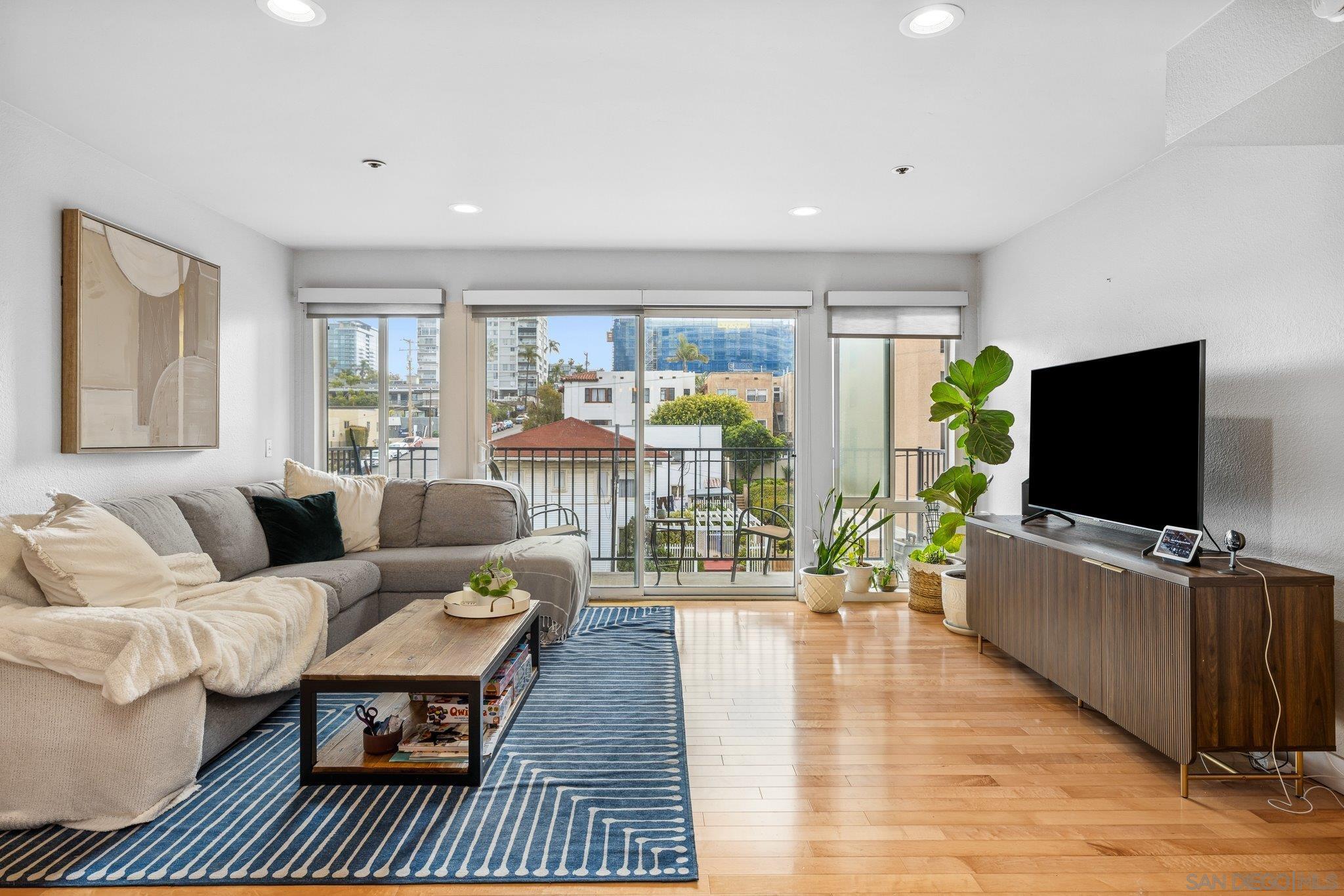 2568 Albatross St 5K