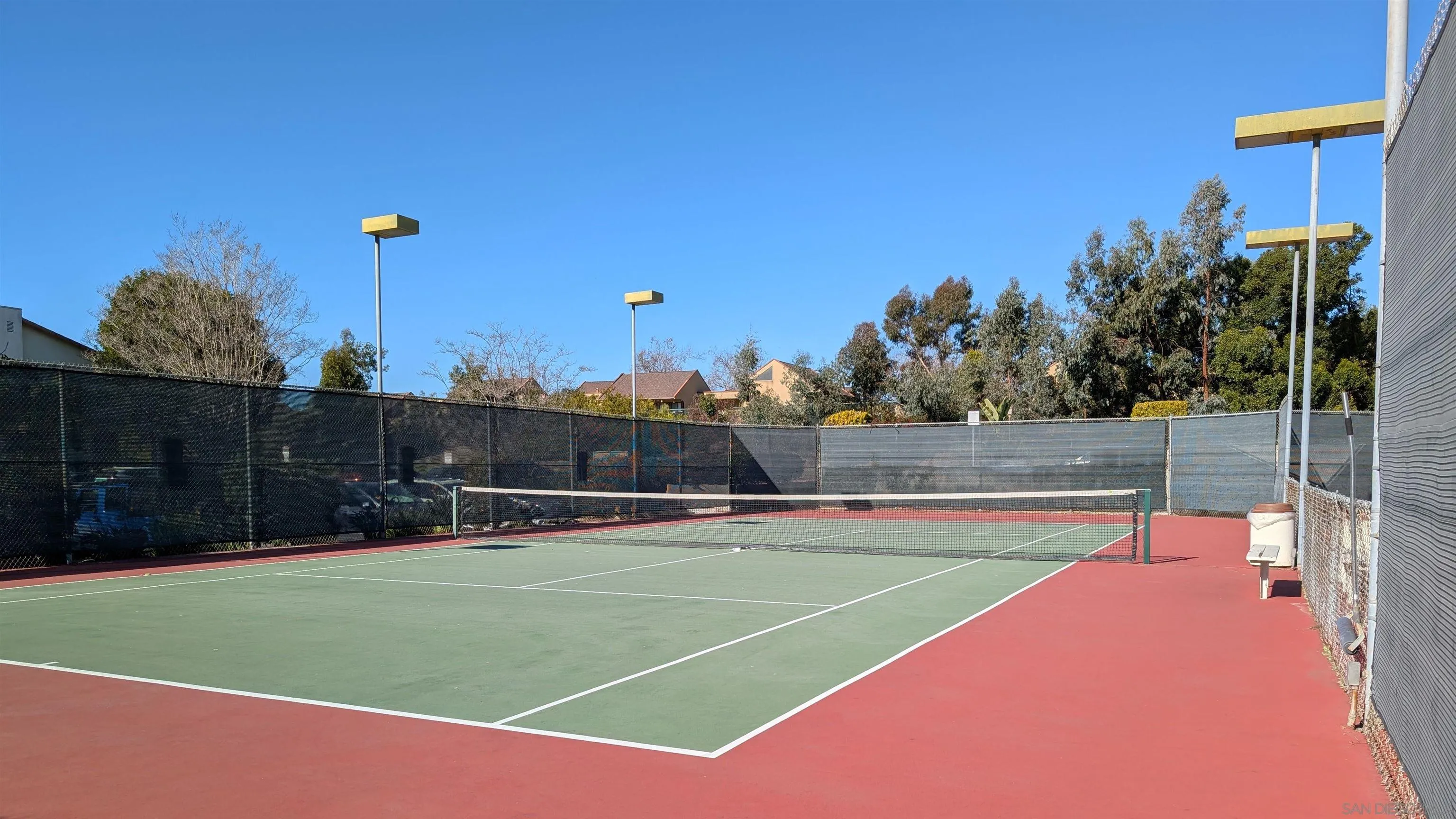 La Jolla, California 92037, United States, 2 Bedrooms Bedrooms, ,3 BathroomsBathrooms,Residential,Pending,16189