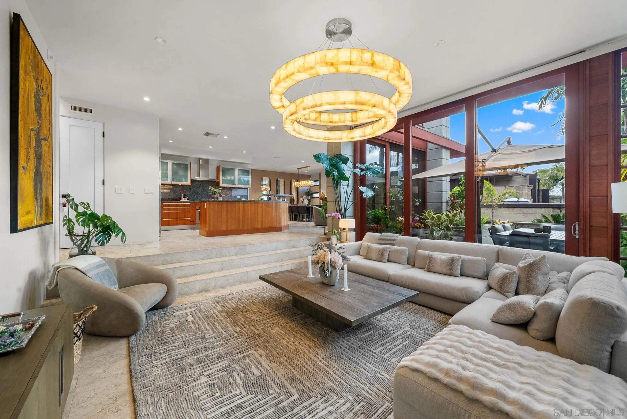 La Jolla, California 92037, United States, 4 Bedrooms Bedrooms, ,5 BathroomsBathrooms,Residential,Active,124410