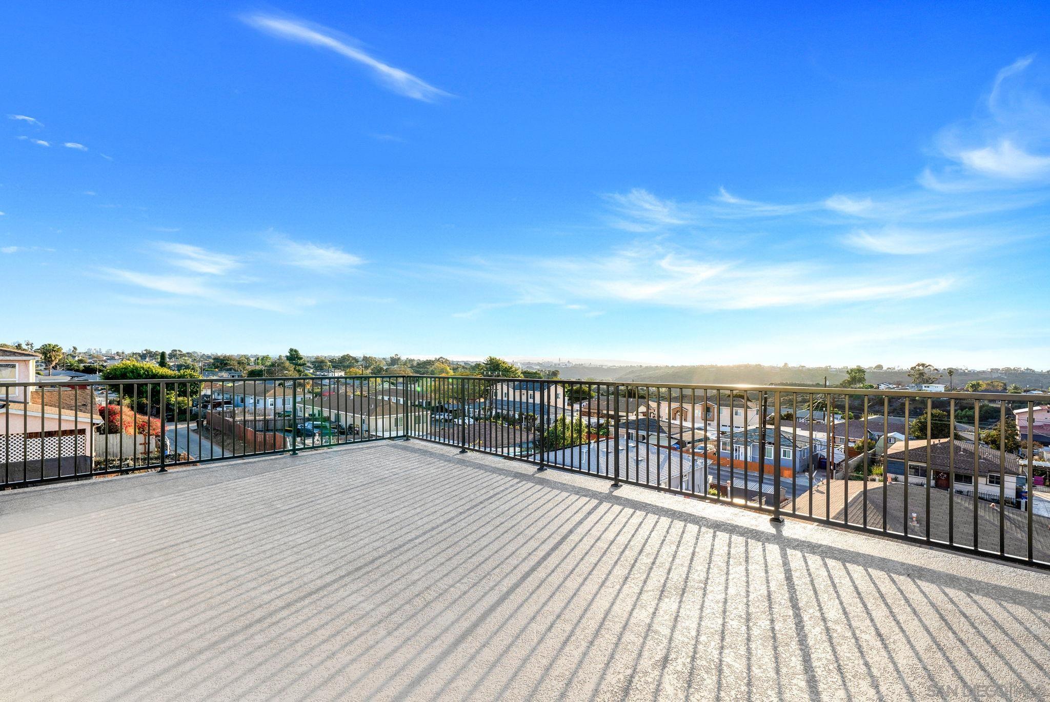2386-88 W Jewett St