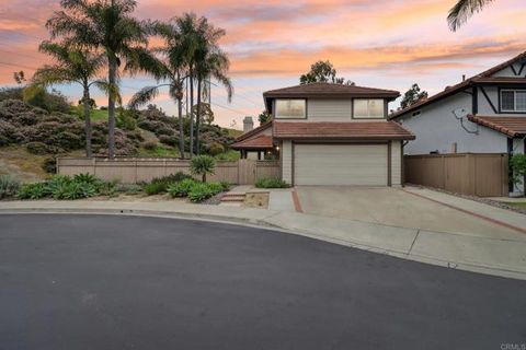 1833 Shadowood Circle Vista CA 92081