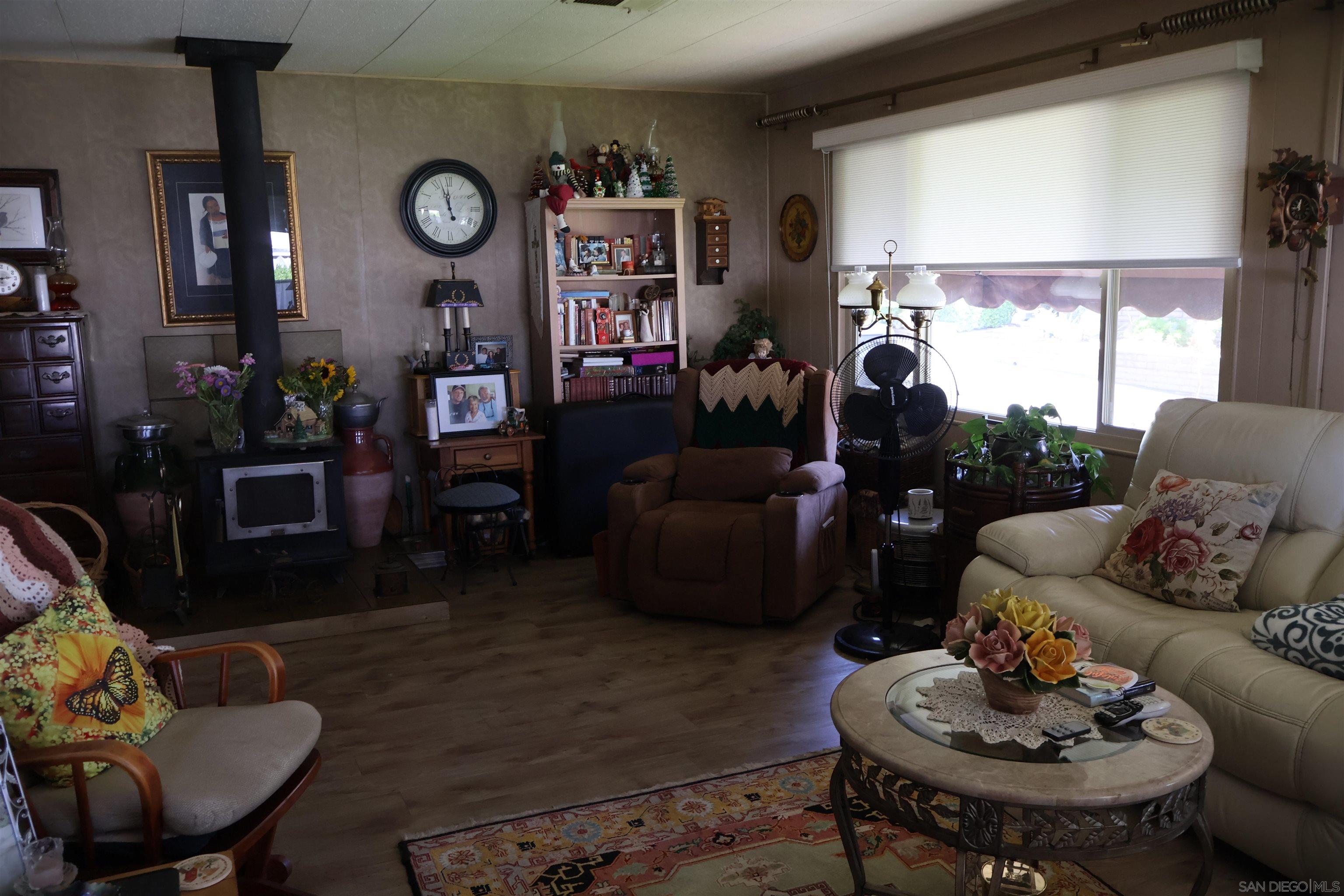 4747 Oak Crest 48